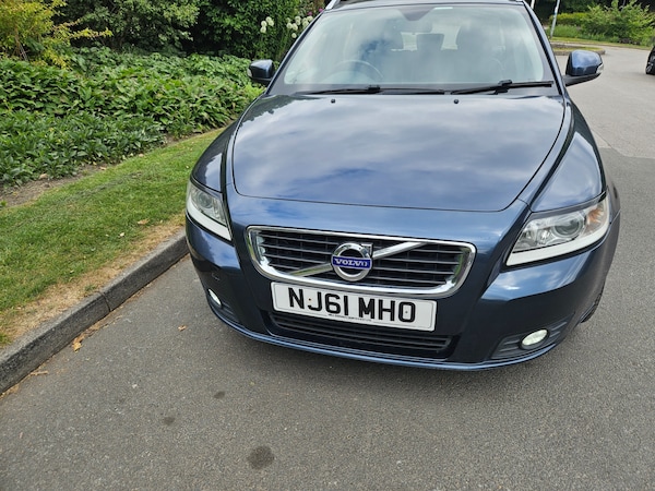 Used Volvo V50 2011 for sale - 74668554: Photo 8