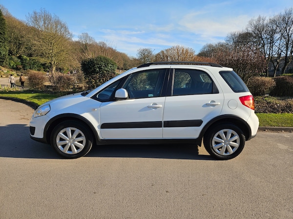 Used Suzuki SX4 2014 for sale - 73715287: Photo 3