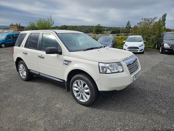 Used Land Rover Freelander 2010 for sale - 74200601: Photo 1