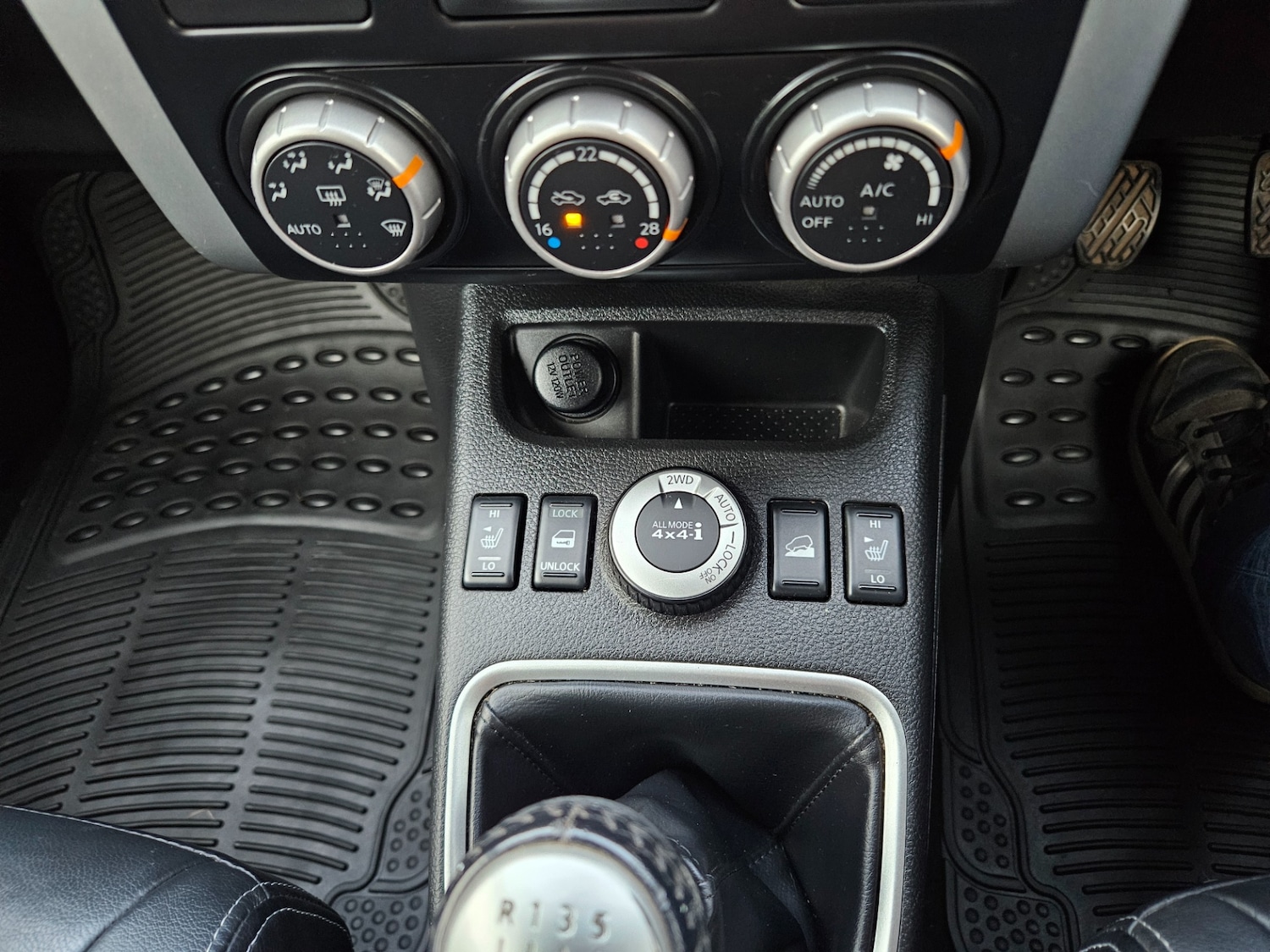 Used Nissan X-Trail 2014 for sale - 77073407: Photo 10