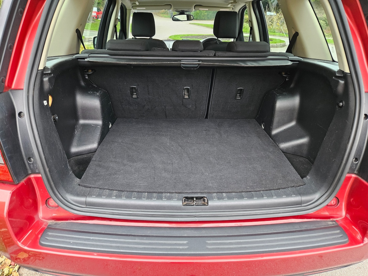 Used Land Rover Freelander 2010 for sale - 76412339: Photo 8