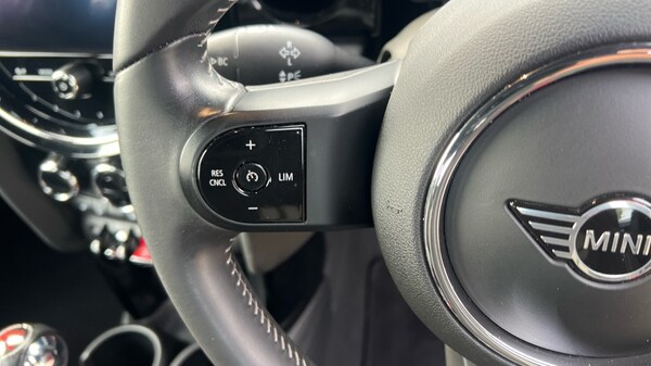 Used MINI Hatch 2022 for sale - 75526635: Photo 17