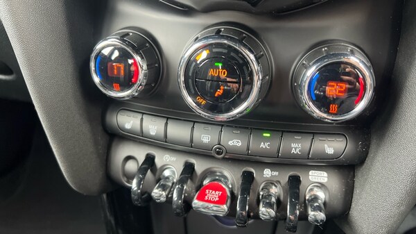 Used MINI Hatch 2022 for sale - 75526635: Photo 6