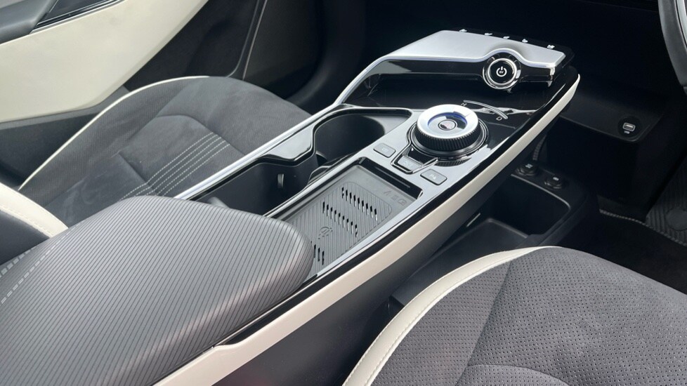 Used Kia EV6 2023 for sale - 76404765: Photo 31