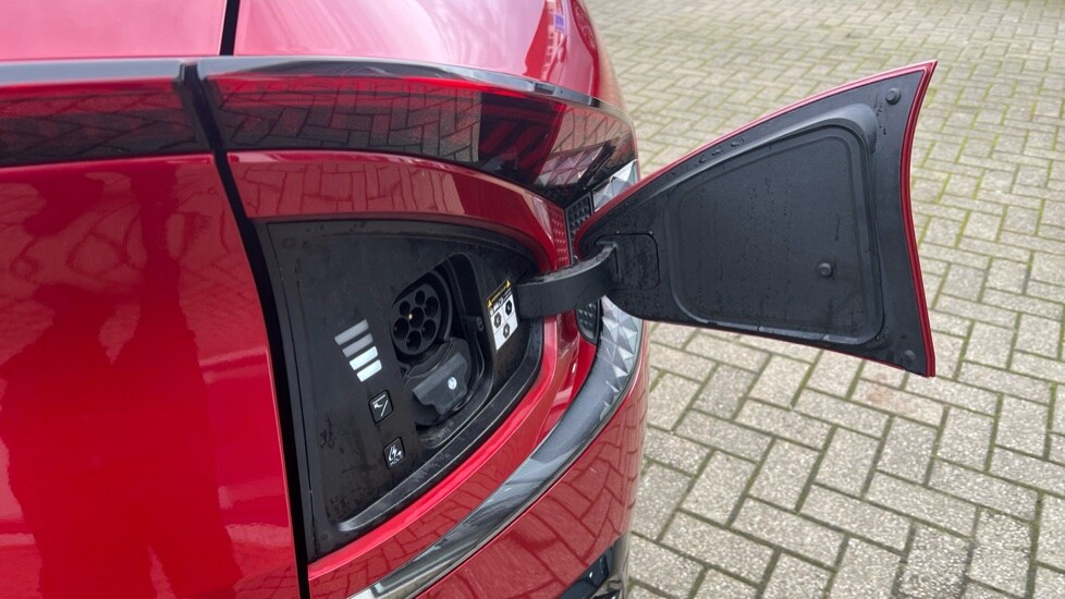 Used Kia EV6 2023 for sale - 76404765: Photo 39