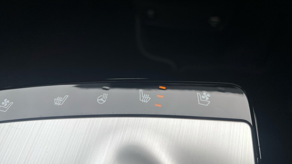 Used Kia EV6 2023 for sale - 76404765: Photo 41