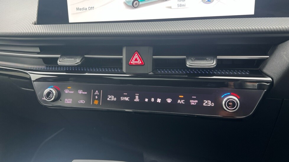 Used Kia EV6 2023 for sale - 76404765: Photo 43