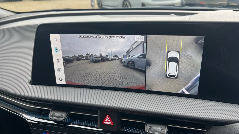 Used Kia EV6 2023 for sale - 76404765: Photo 45