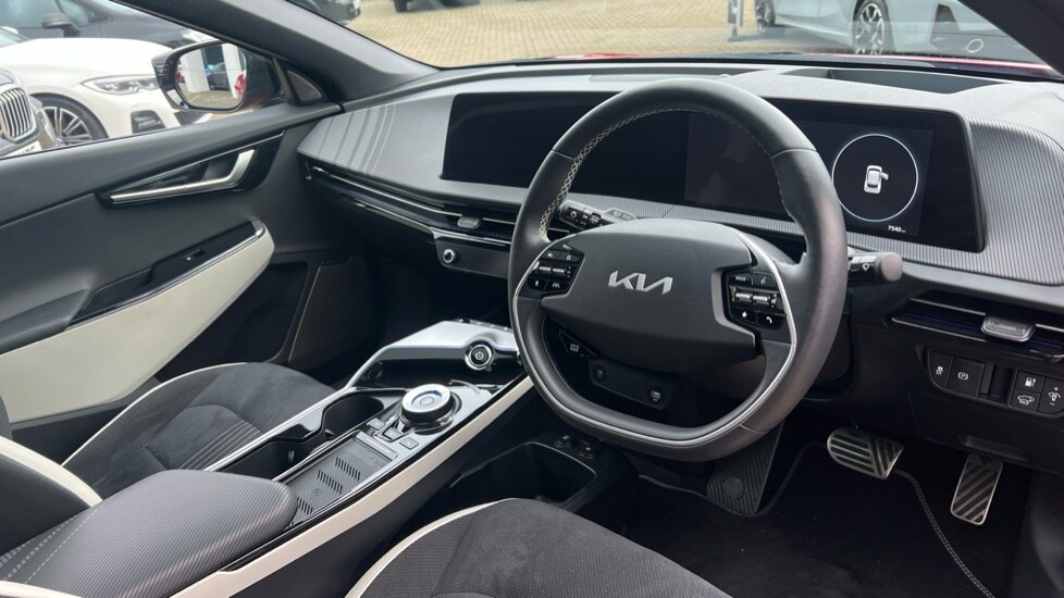 Used Kia EV6 2023 for sale - 76404765: Photo 9