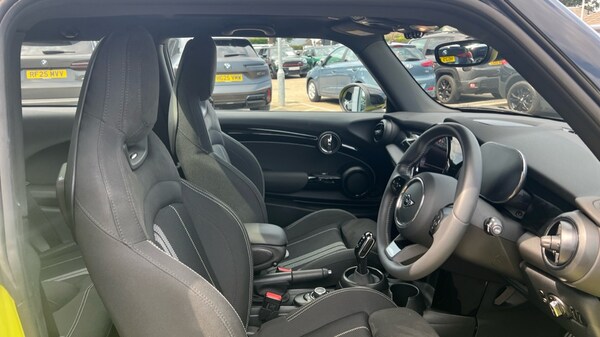 Used MINI Hatch 2023 for sale - 75439673: Photo 11