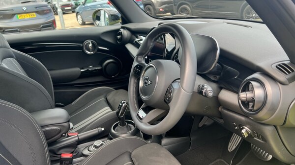 Used MINI Hatch 2023 for sale - 75439673: Photo 6