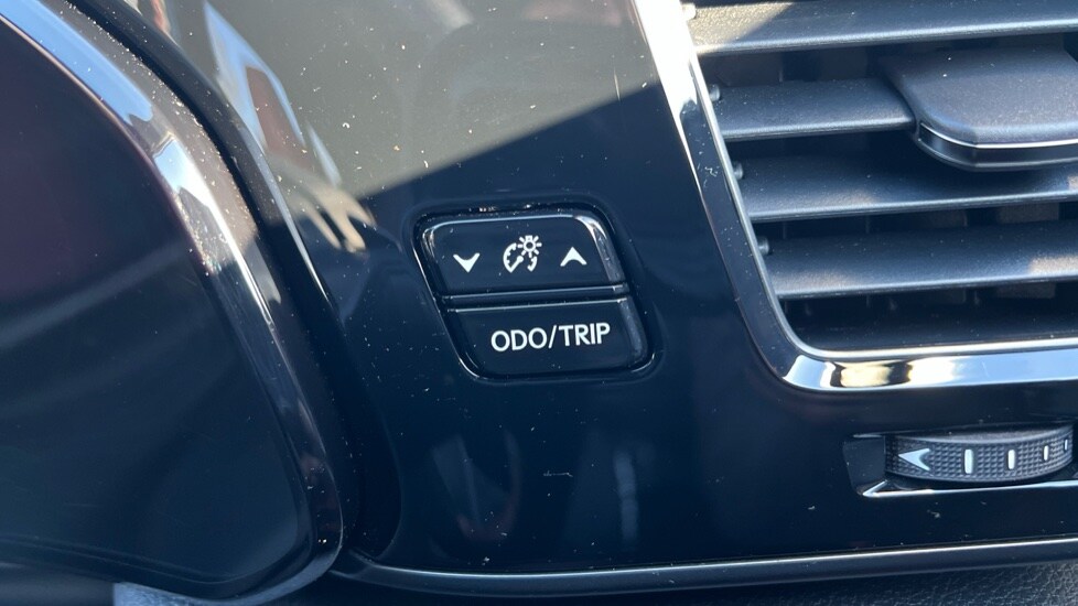 Vehicle 33
