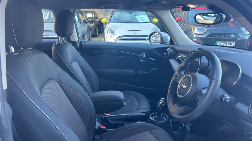 Used MINI Hatch 2024 for sale - 77075521: Photo 11