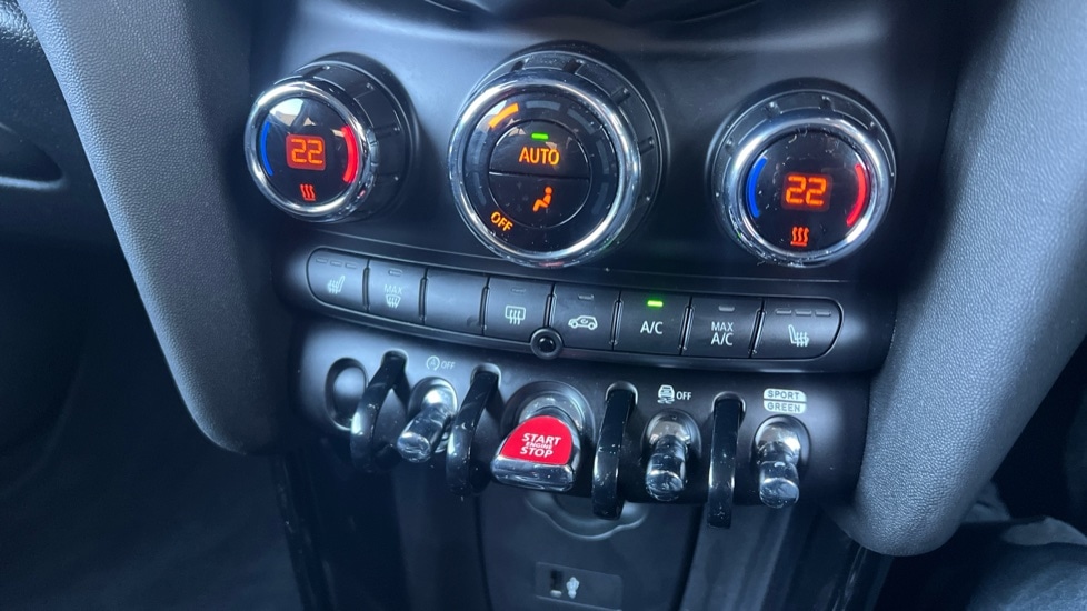 Used MINI Hatch 2024 for sale - 77075521: Photo 34