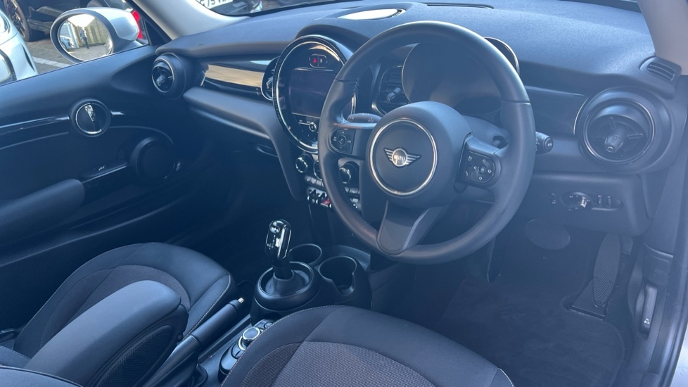 Used MINI Hatch 2024 for sale - 77075521: Photo 4