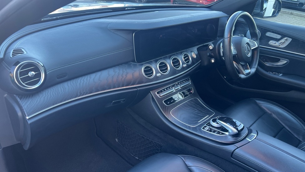 Used Mercedes-Benz E Class 2018 for sale - 76948522: Photo 10