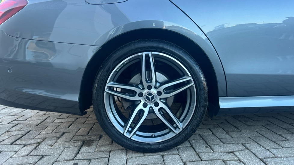 Used Mercedes-Benz E Class 2018 for sale - 76948522: Photo 19