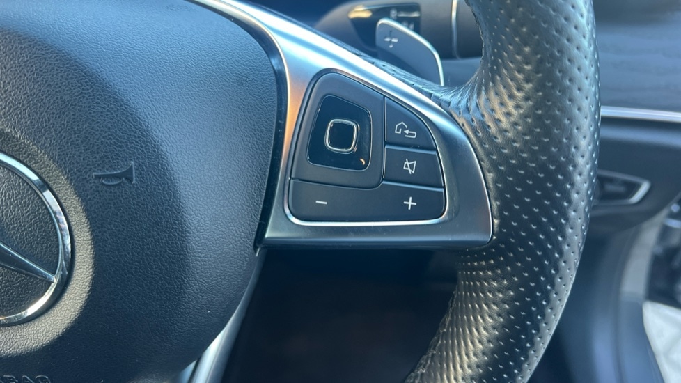 Used Mercedes-Benz E Class 2018 for sale - 76948522: Photo 22