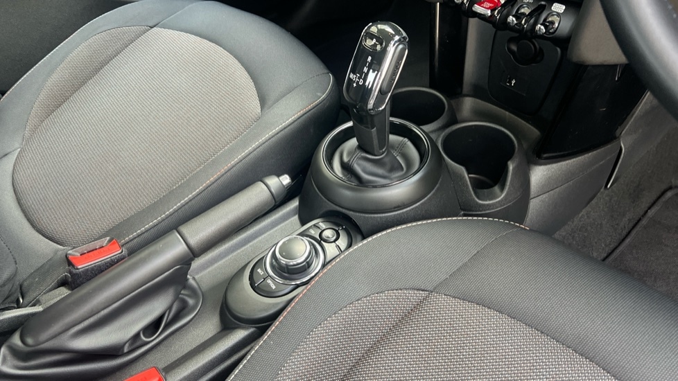 Used MINI Hatch 2021 for sale - 76130619: Photo 10