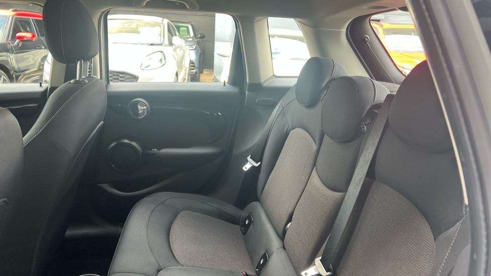 Used MINI Hatch 2021 for sale - 76130619: Photo 12