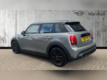 Used MINI Hatch 2021 for sale - 76130619: Photo 2