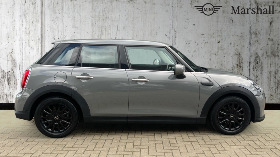 Used MINI Hatch 2021 for sale - 76130619: Photo 3