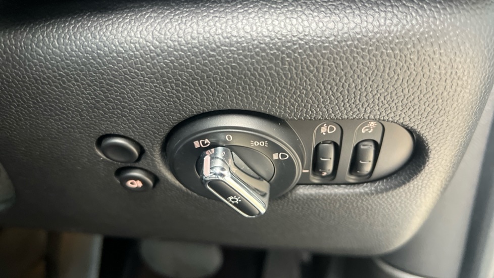 Used MINI Hatch 2021 for sale - 76130619: Photo 31