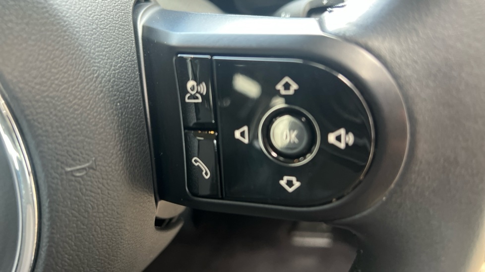 Used MINI Hatch 2021 for sale - 76130619: Photo 32