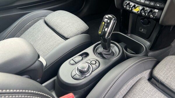 Used MINI Hatch 2022 for sale - 76140118: Photo 10