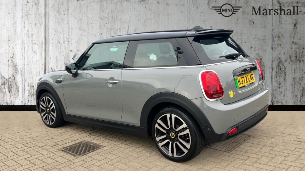 Used MINI Hatch 2022 for sale - 76140118: Photo 2