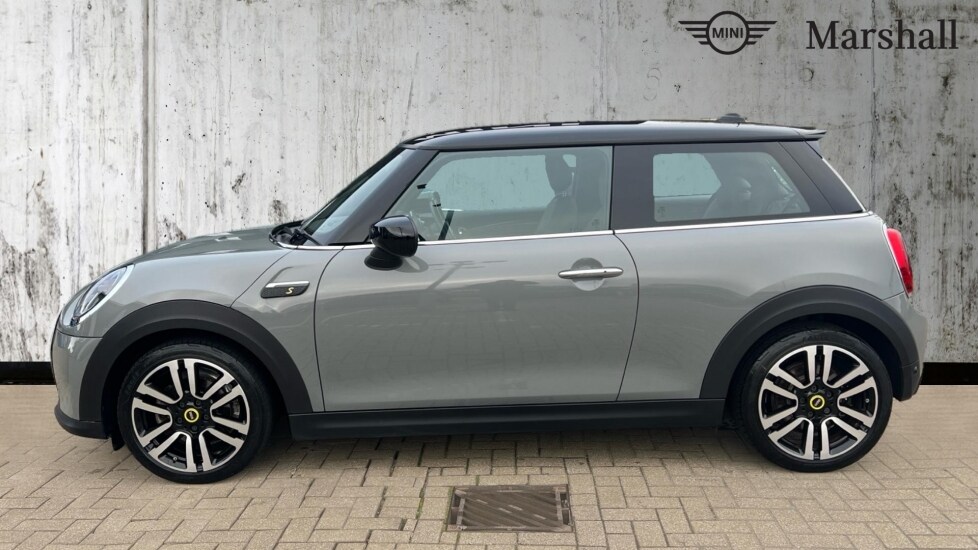 Used MINI Hatch 2022 for sale - 76140118: Photo 24