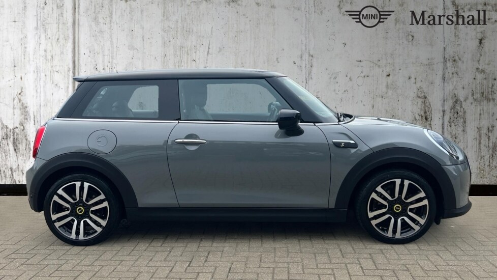 Used MINI Hatch 2022 for sale - 76140118: Photo 3