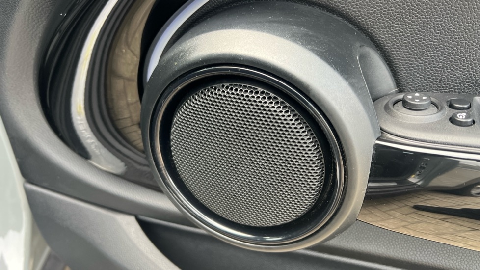 Used MINI Hatch 2022 for sale - 76140118: Photo 32