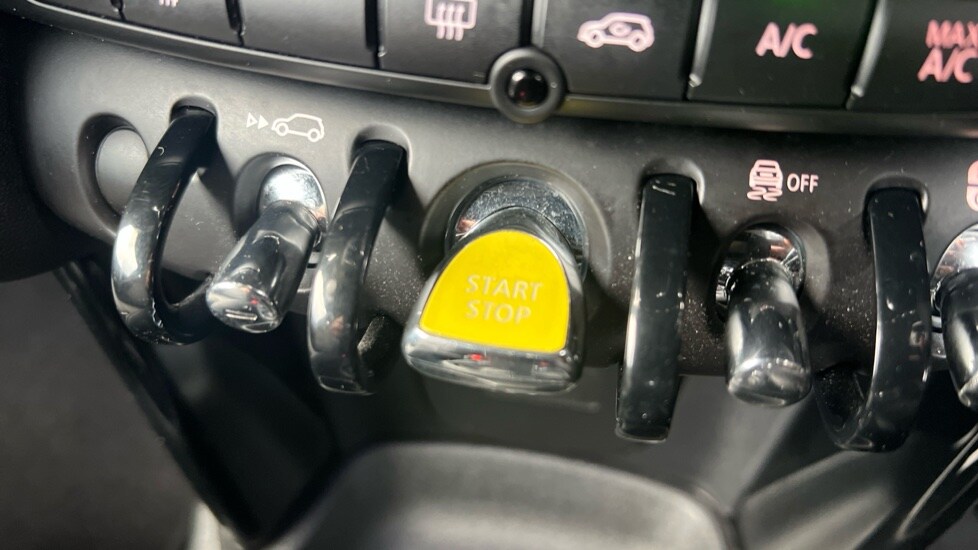 Used MINI Hatch 2022 for sale - 76140118: Photo 36