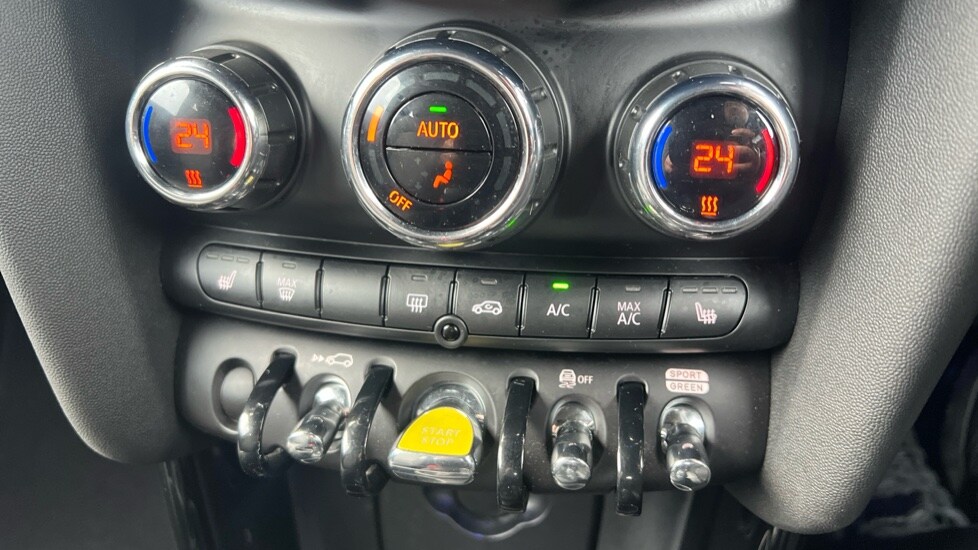 Used MINI Hatch 2022 for sale - 76140118: Photo 41