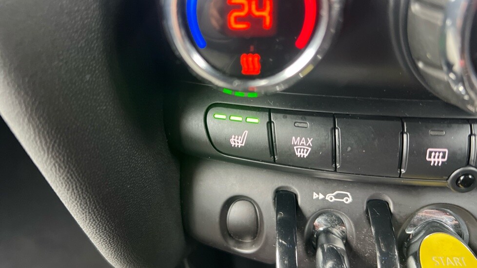 Used MINI Hatch 2022 for sale - 76140118: Photo 42