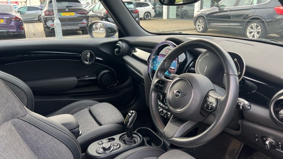 Used MINI Hatch 2022 for sale - 76140118: Photo 6