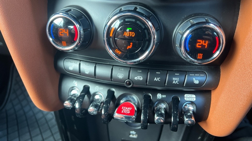 Used MINI Convertible 2022 for sale - 76350814: Photo 35