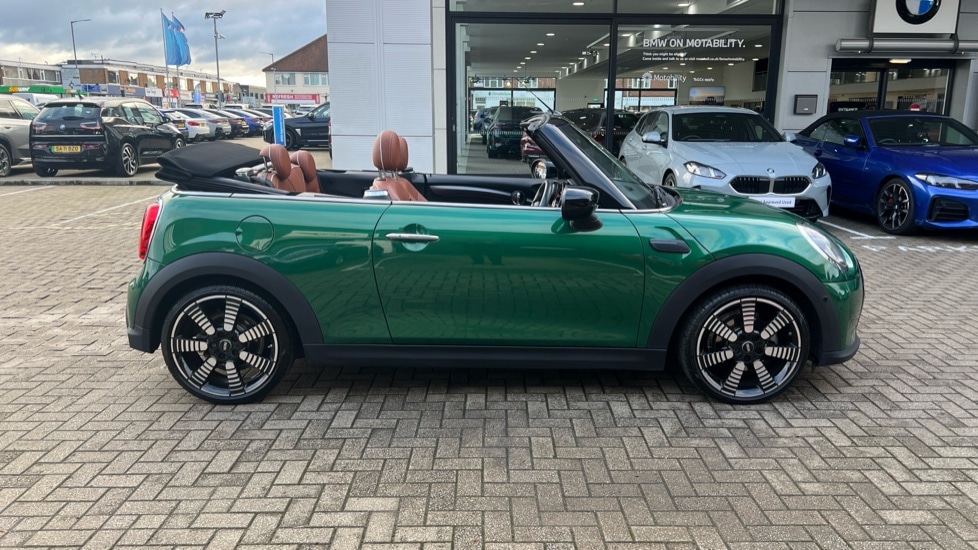 Used MINI Convertible 2022 for sale - 76350814: Photo 53