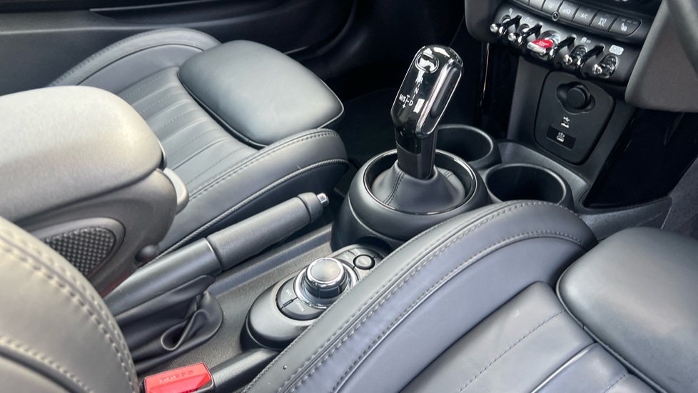 Used MINI Convertible 2023 for sale - 76544605: Photo 10