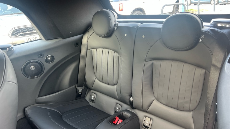 Used MINI Convertible 2023 for sale - 76544605: Photo 12