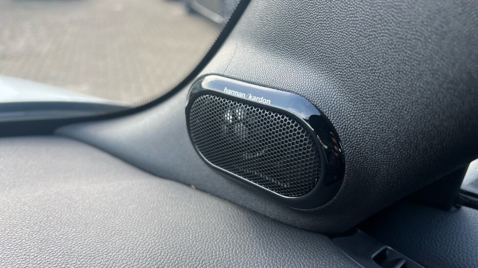 Used MINI Convertible 2023 for sale - 76544605: Photo 40