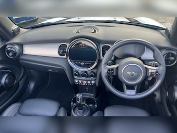 Used MINI Convertible 2023 for sale - 76544605: Photo