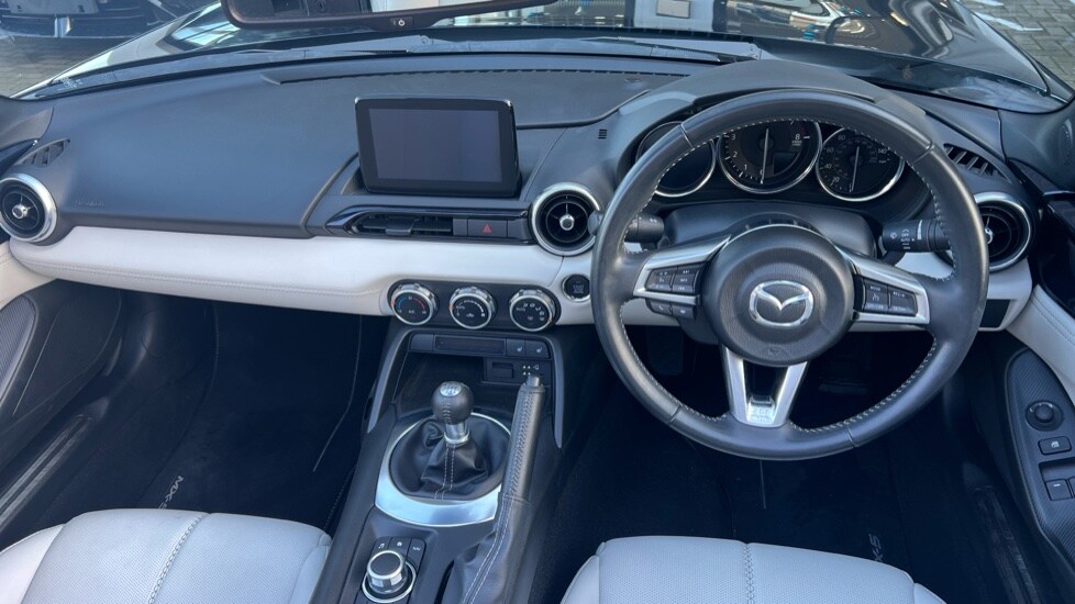 Used Mazda MX-5 2021 for sale - 76630250: Photo 11