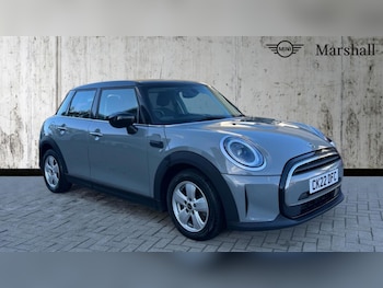 2022 - 1.5 Cooper Classic 5dr [Nav Pack]