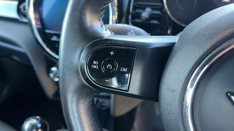 Used MINI Hatch 2022 for sale - 76434605: Photo 33