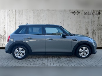Used MINI Hatch 2022 for sale - 76434605: Photo