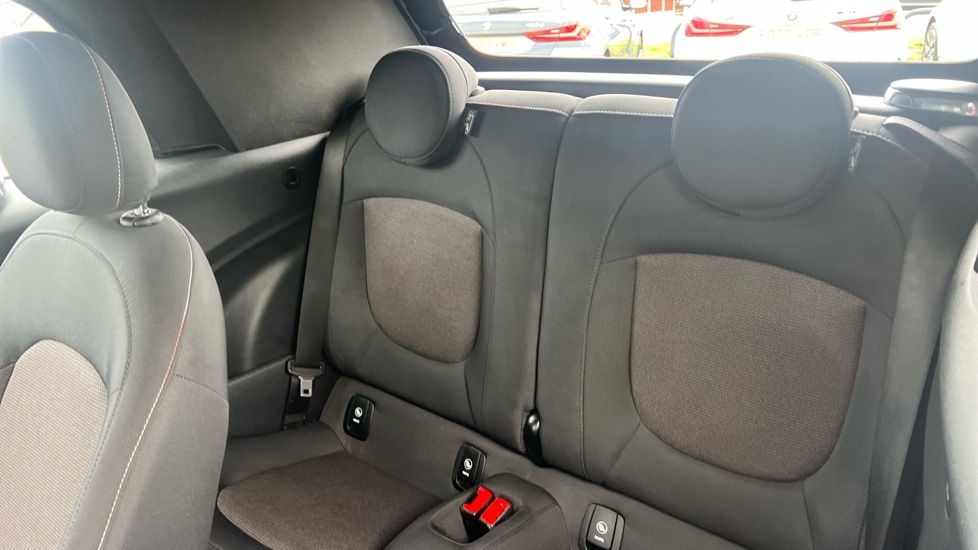 Used MINI Convertible 2023 for sale - 76104233: Photo 12