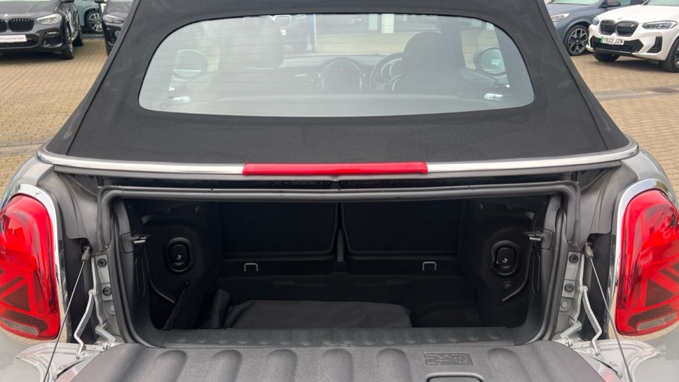 Used MINI Convertible 2023 for sale - 76104233: Photo 13