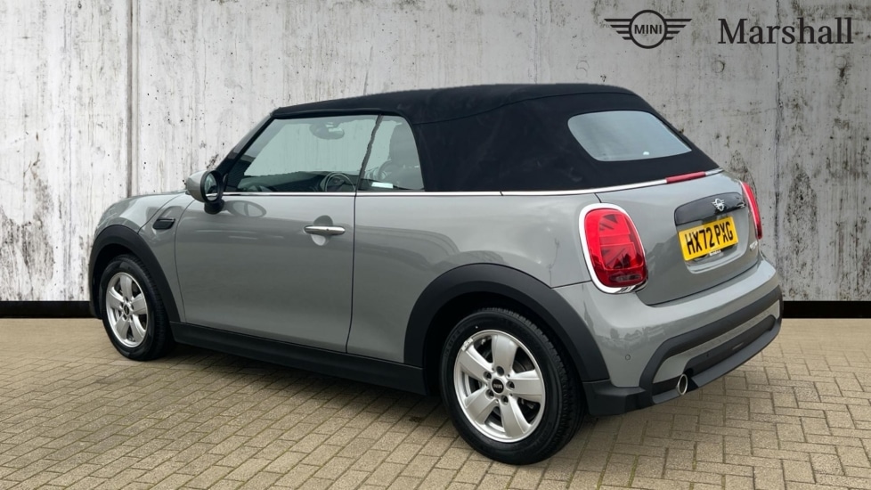 Used MINI Convertible 2023 for sale - 76104233: Photo 2